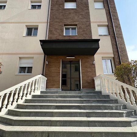 Kame Hotel Belgrade,贝尔格莱德凯美酒店 Ledine Exteriör bild