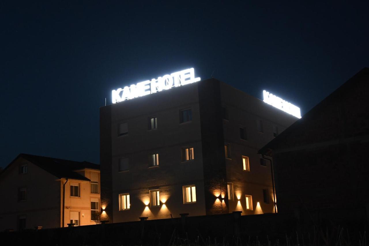 Kame Hotel Belgrade,贝尔格莱德凯美酒店 Ledine Exteriör bild
