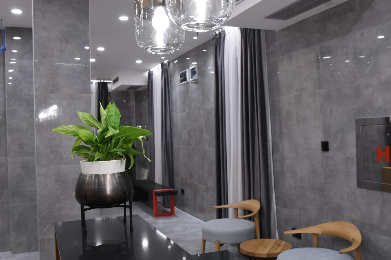 Kame Hotel Belgrade,贝尔格莱德凯美酒店 Ledine Exteriör bild