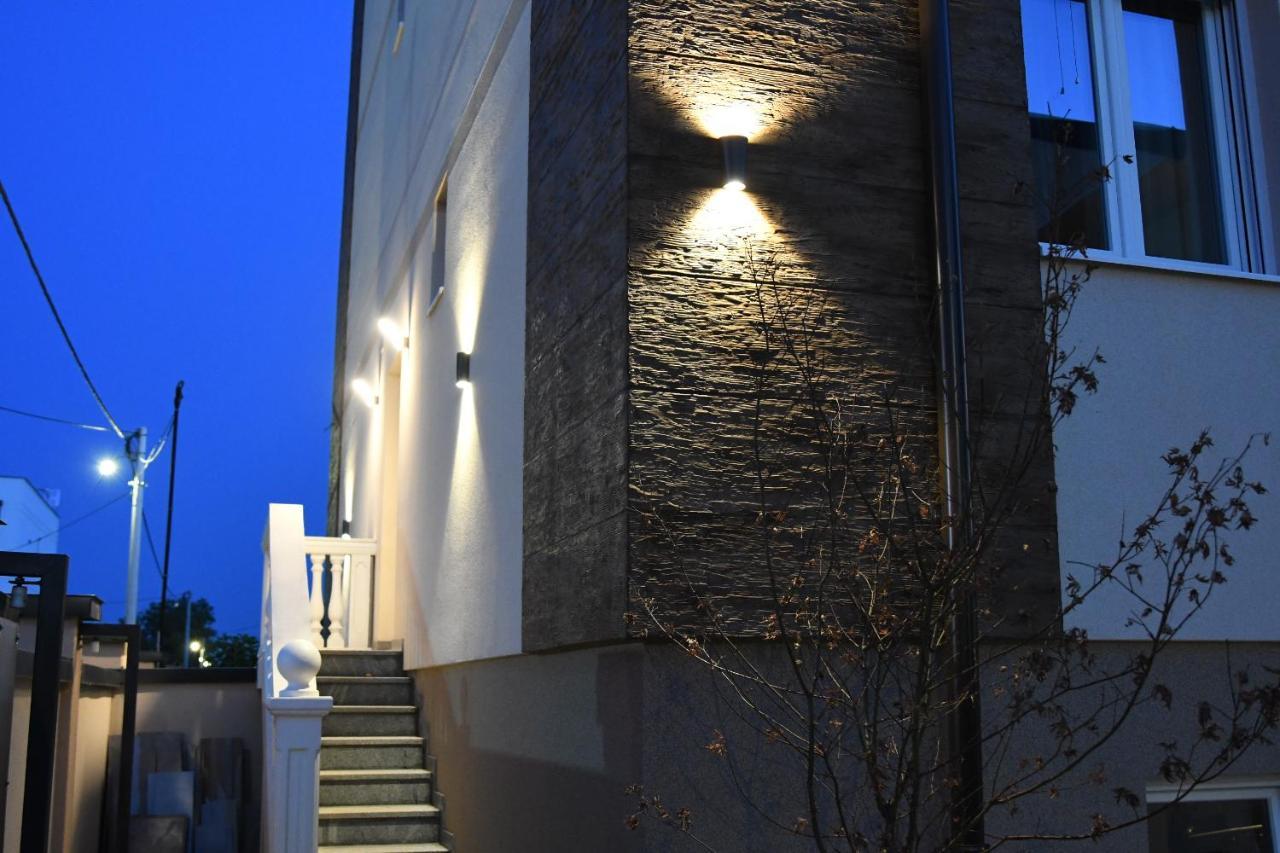 Kame Hotel Belgrade,贝尔格莱德凯美酒店 Ledine Exteriör bild