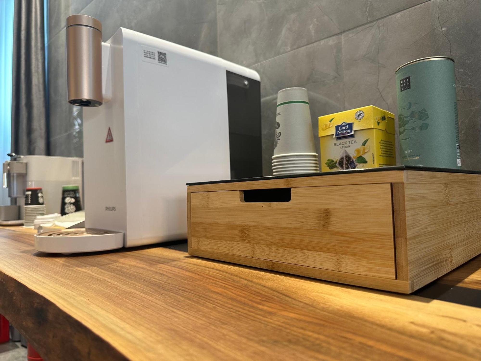 Kame Hotel Belgrade,贝尔格莱德凯美酒店 Ledine Exteriör bild