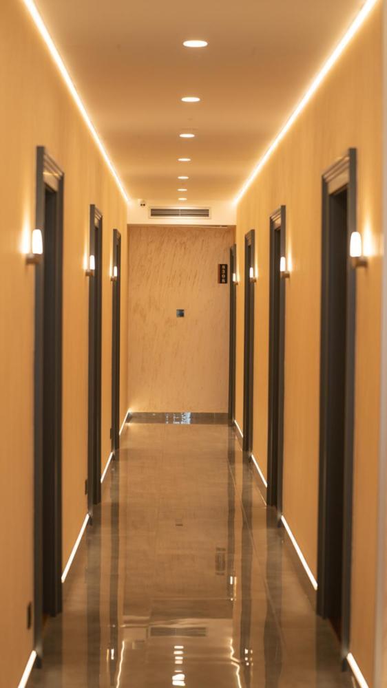 Kame Hotel Belgrade,贝尔格莱德凯美酒店 Ledine Exteriör bild