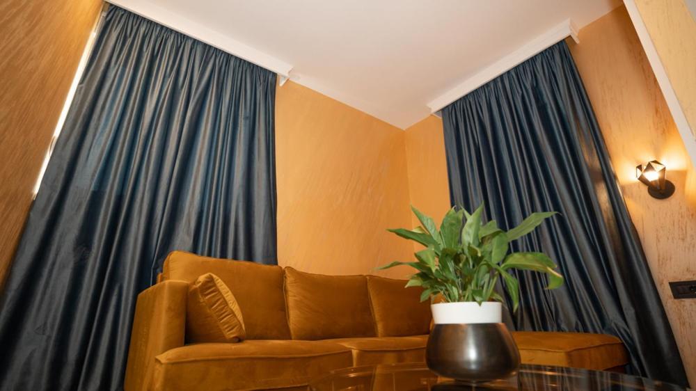 Kame Hotel Belgrade,贝尔格莱德凯美酒店 Ledine Exteriör bild