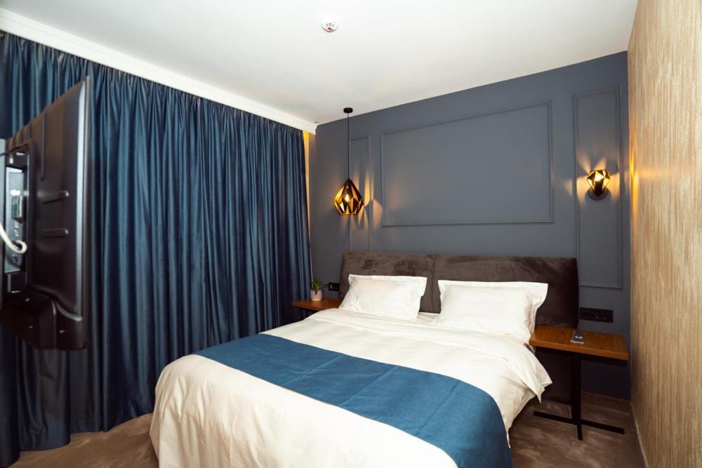 Kame Hotel Belgrade,贝尔格莱德凯美酒店 Ledine Exteriör bild